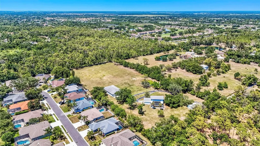 5650 Churchill Downs Road Sarasota FL 34241