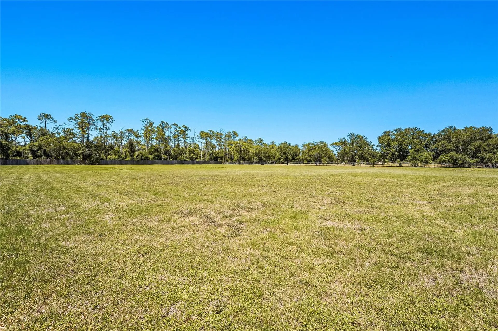 5650 Churchill Downs Road Sarasota FL 34241