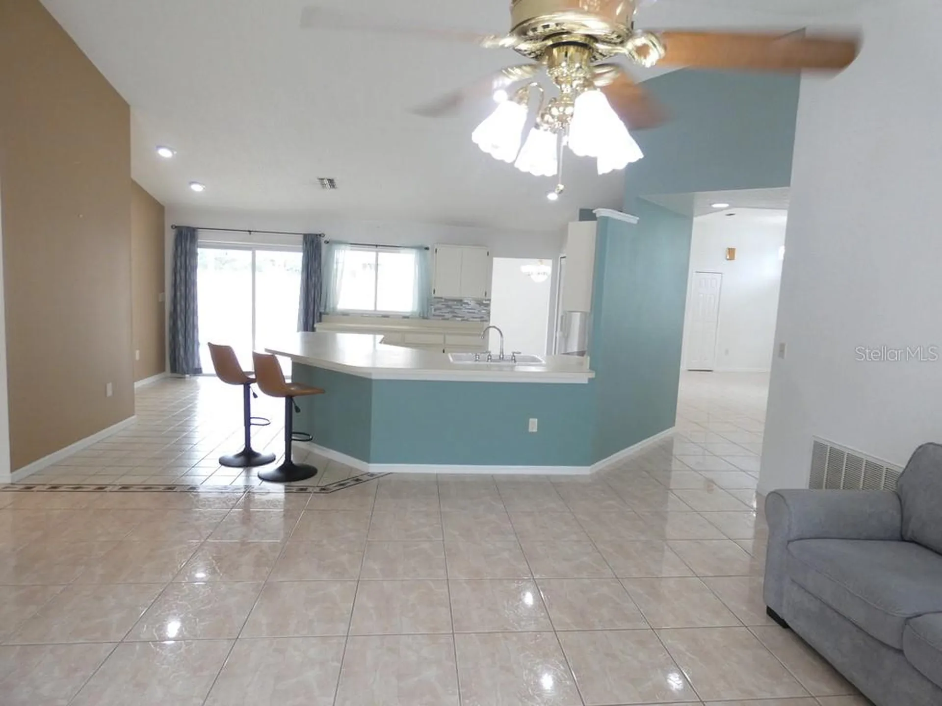 907 Brittany Park Boulevard Tarpon Springs FL 34689