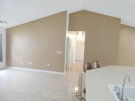 907 Brittany Park Boulevard Tarpon Springs FL 34689