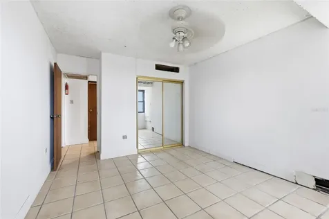 4633 Isla Verde Avenue Carolina PR 00979