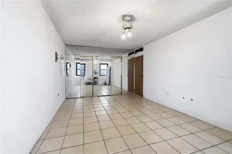 4633 Isla Verde Avenue Carolina PR 00979