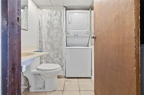 4633 Isla Verde Avenue Carolina PR 00979