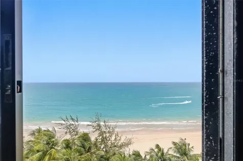 4633 Isla Verde Avenue Carolina PR 00979