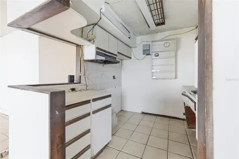 4633 Isla Verde Avenue Carolina PR 00979