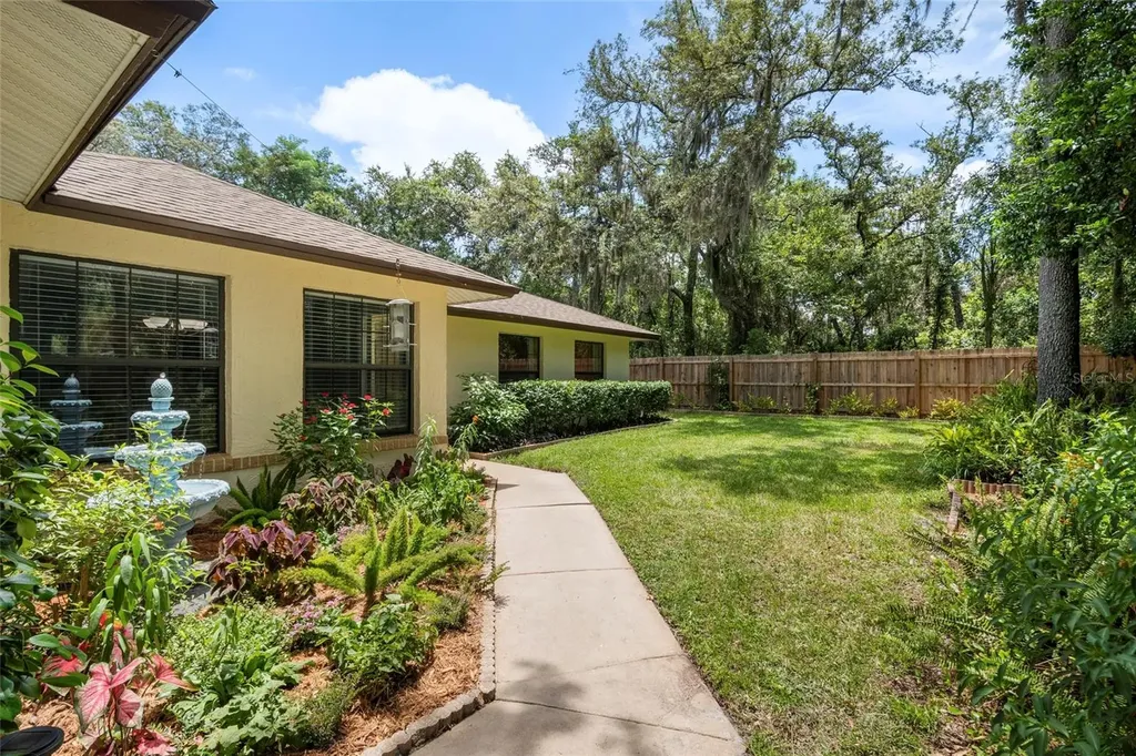 9220 Eastport Terrace Orlando FL 32817