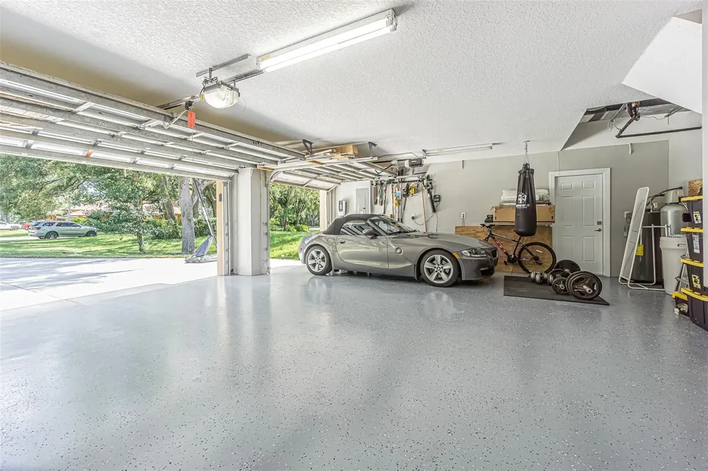 2409 Fox Forest Drive Lutz FL 33549