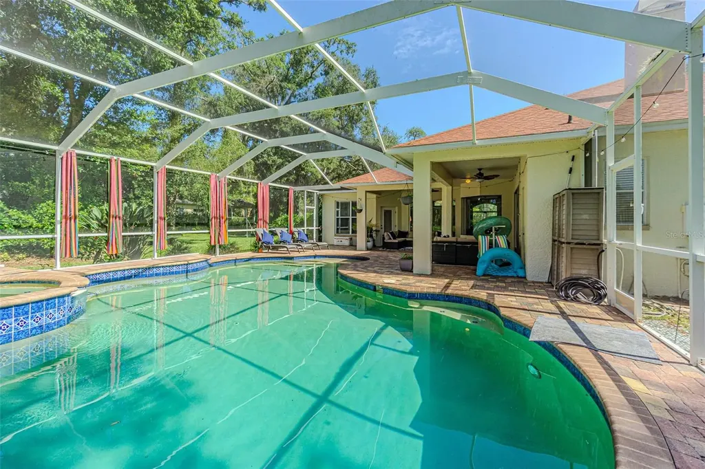 2409 Fox Forest Drive Lutz FL 33549