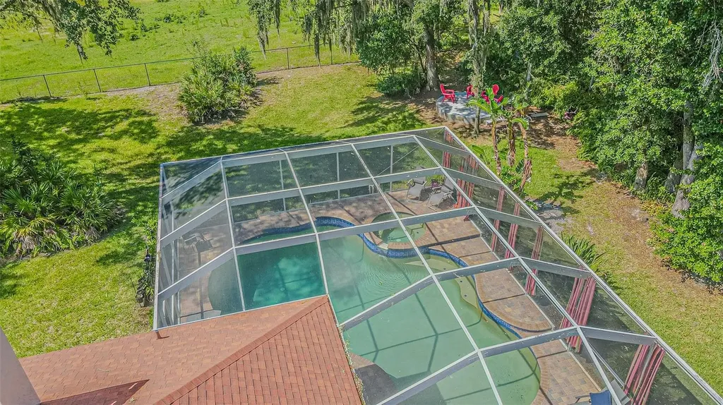 2409 Fox Forest Drive Lutz FL 33549