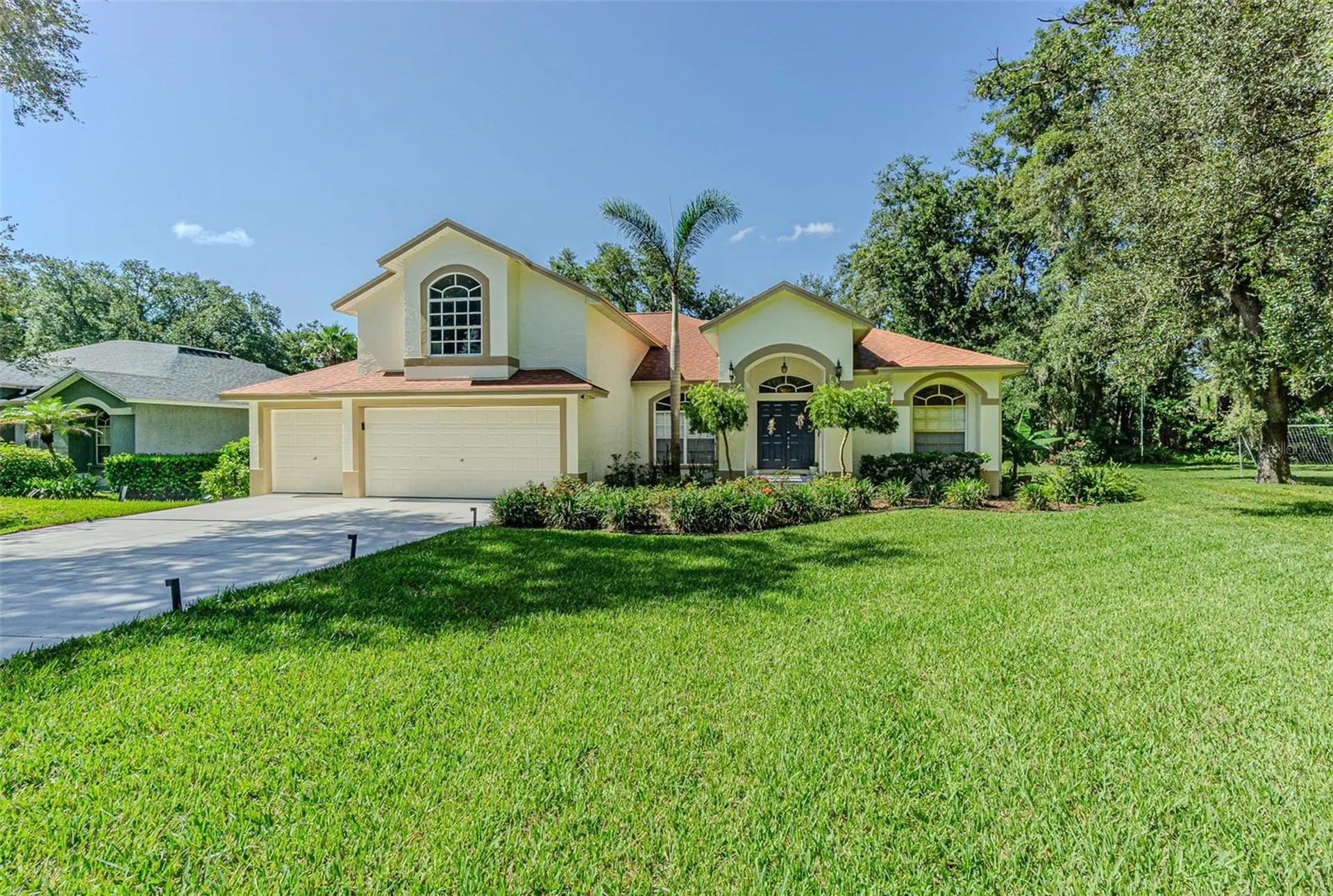 2409 Fox Forest Drive Lutz FL 33549