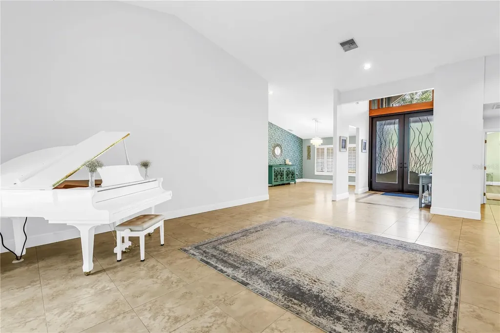 2837 Saber Drive Clearwater FL 33759