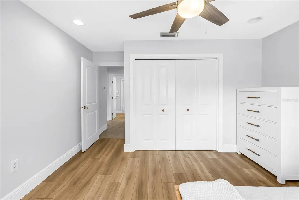 2837 Saber Drive Clearwater FL 33759