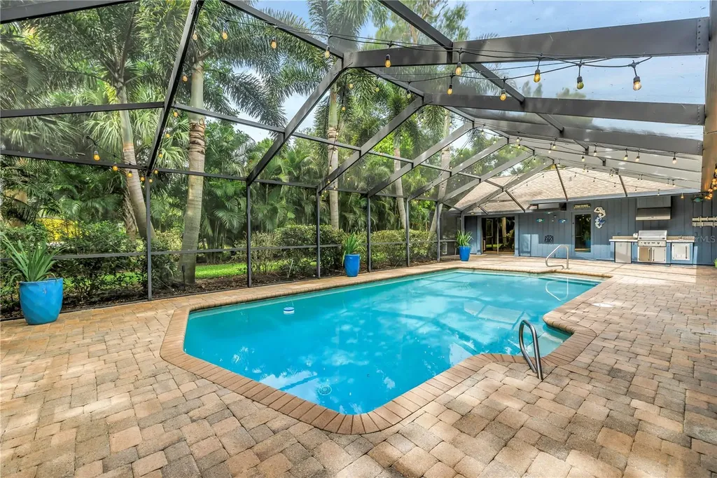 2837 Saber Drive Clearwater FL 33759
