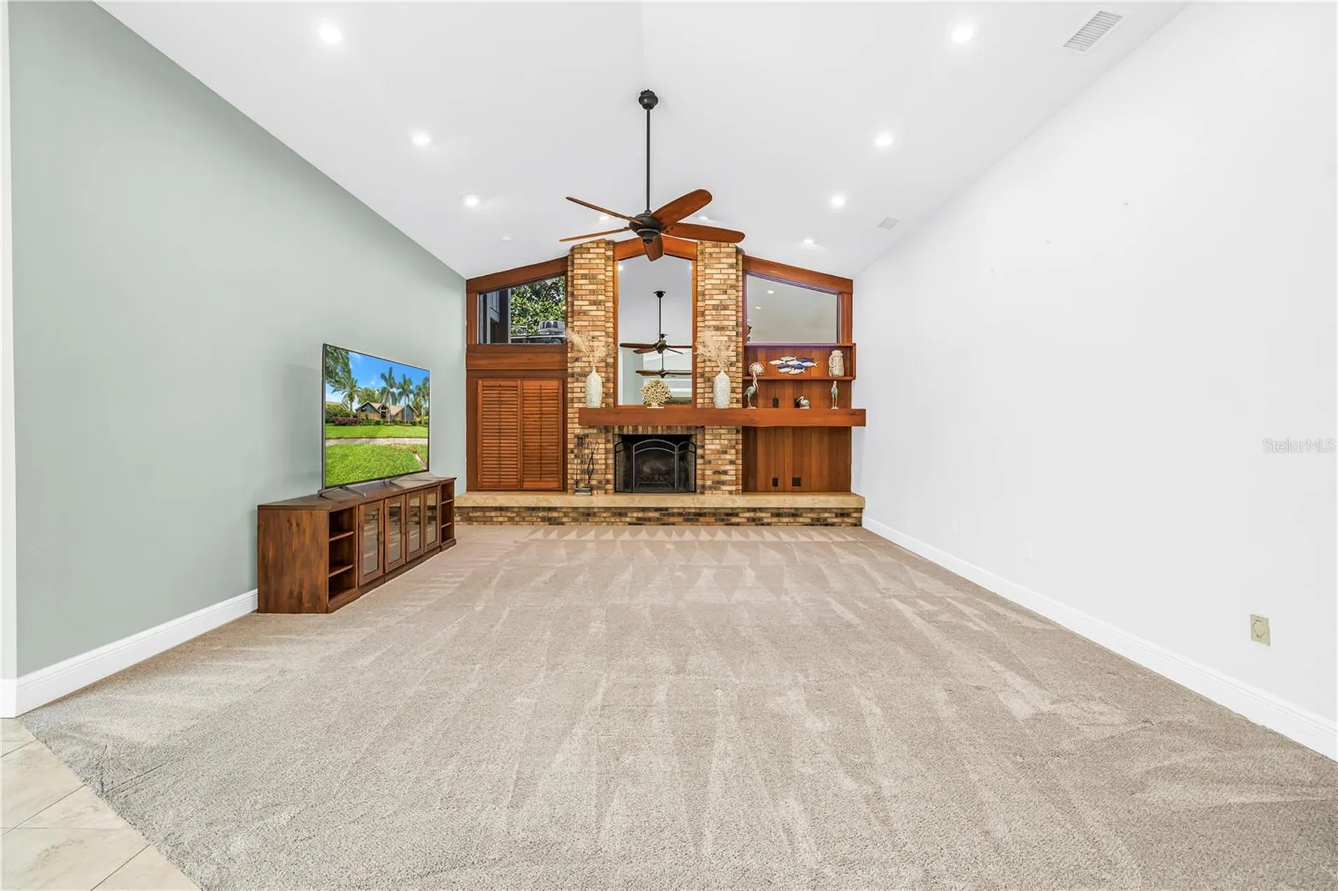 2837 Saber Drive Clearwater FL 33759
