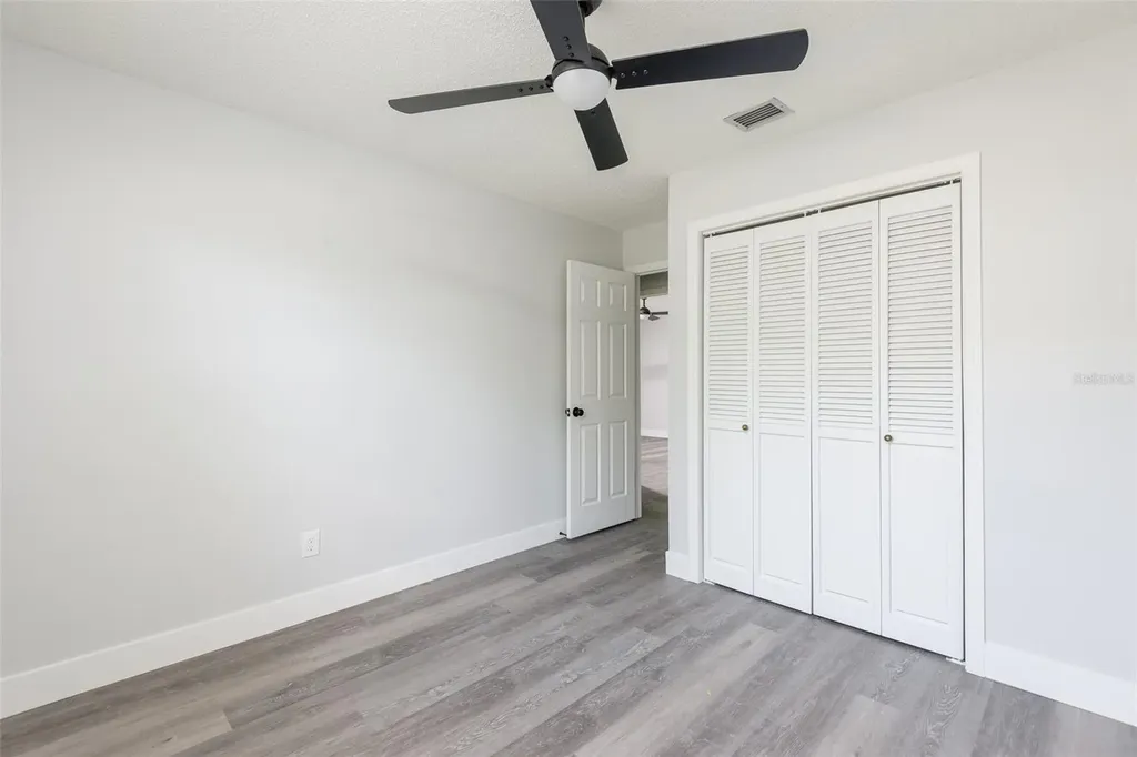 902 Shangri La Drive Seffner FL 33584