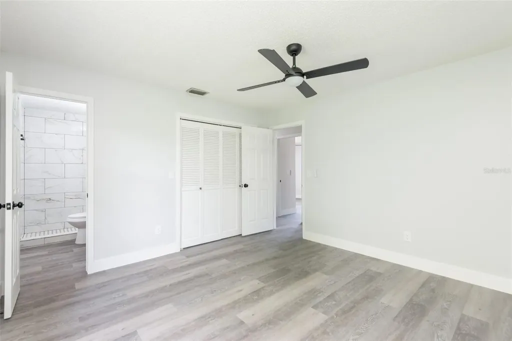 902 Shangri La Drive Seffner FL 33584