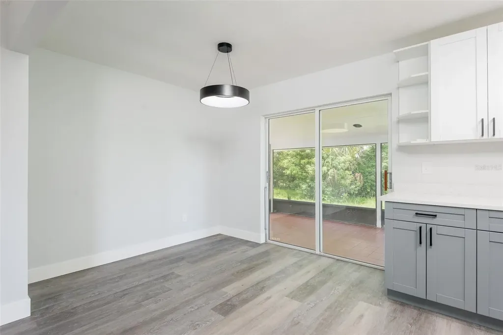 902 Shangri La Drive Seffner FL 33584