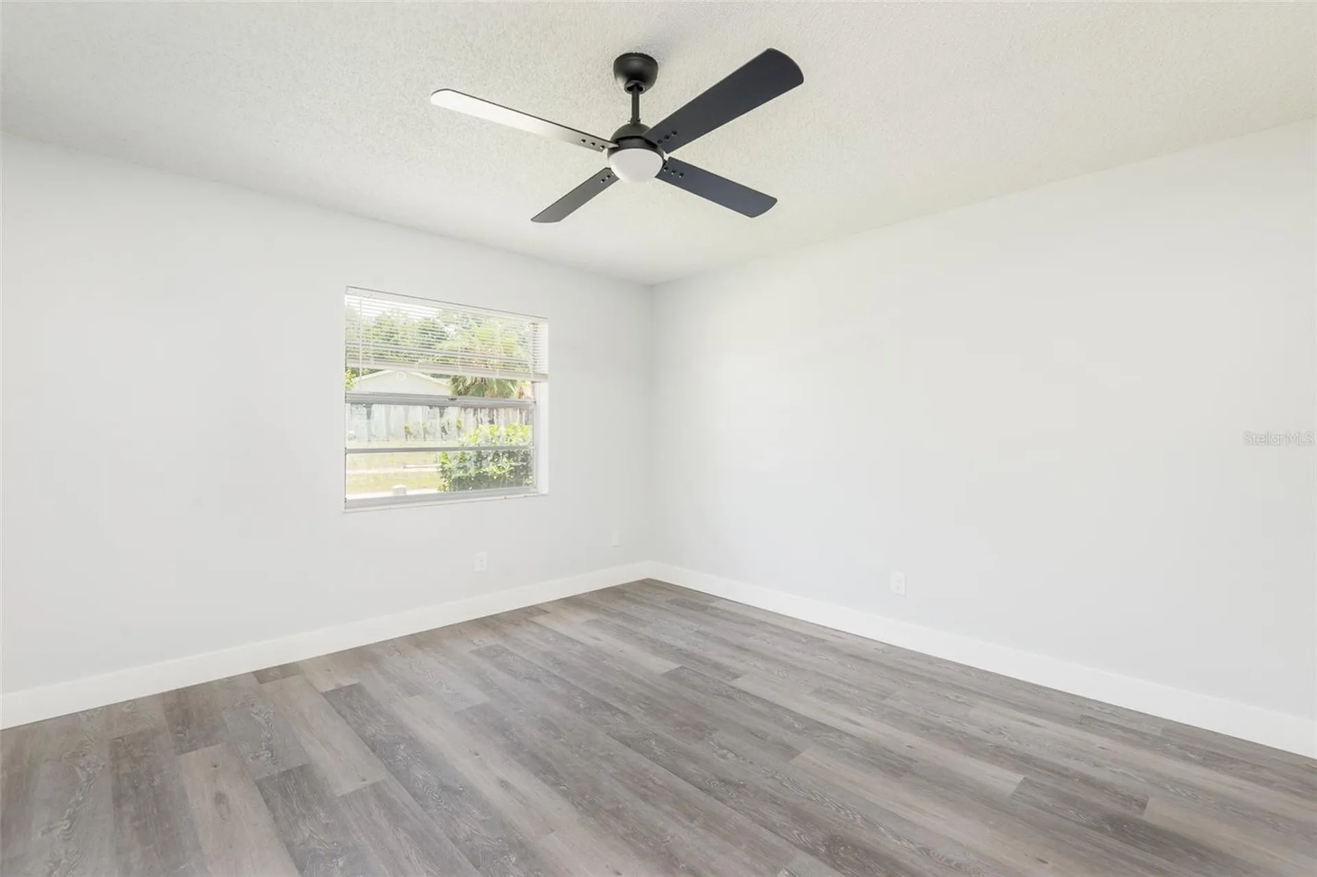 902 Shangri La Drive Seffner FL 33584