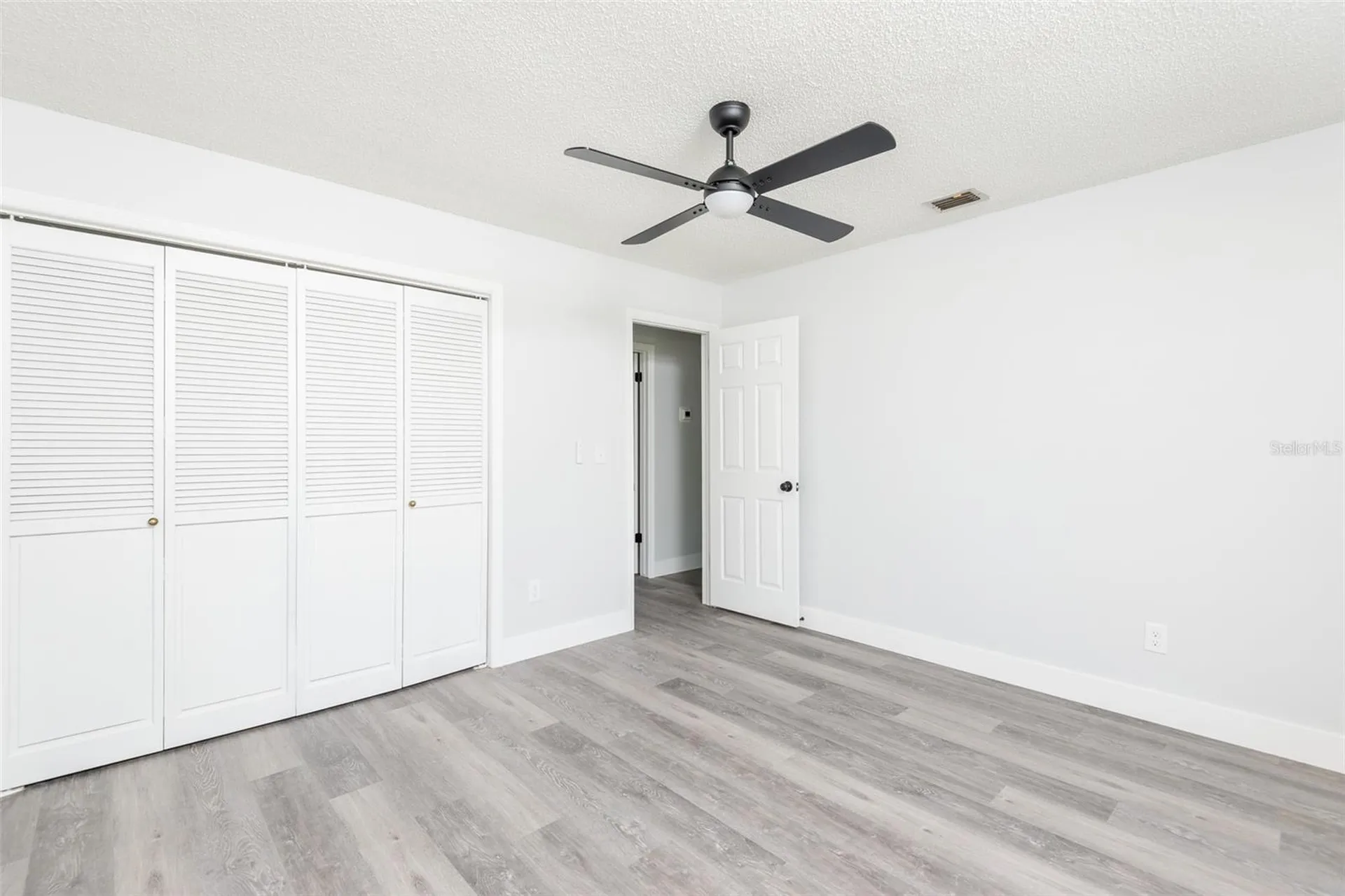 902 Shangri La Drive Seffner FL 33584