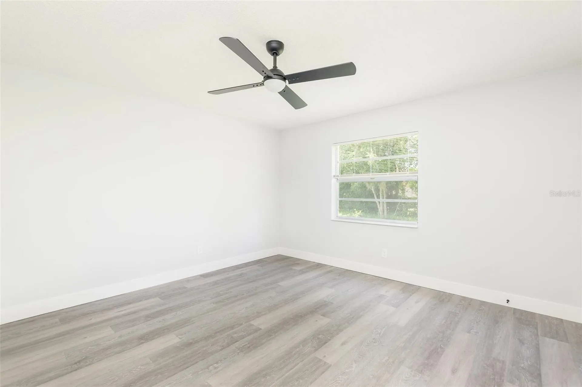 902 Shangri La Drive Seffner FL 33584