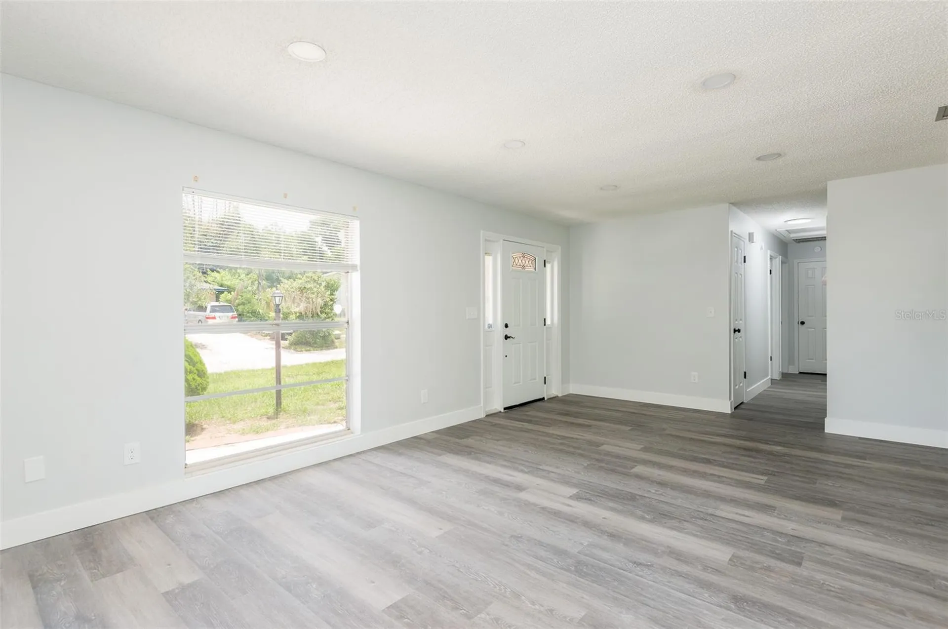 902 Shangri La Drive Seffner FL 33584