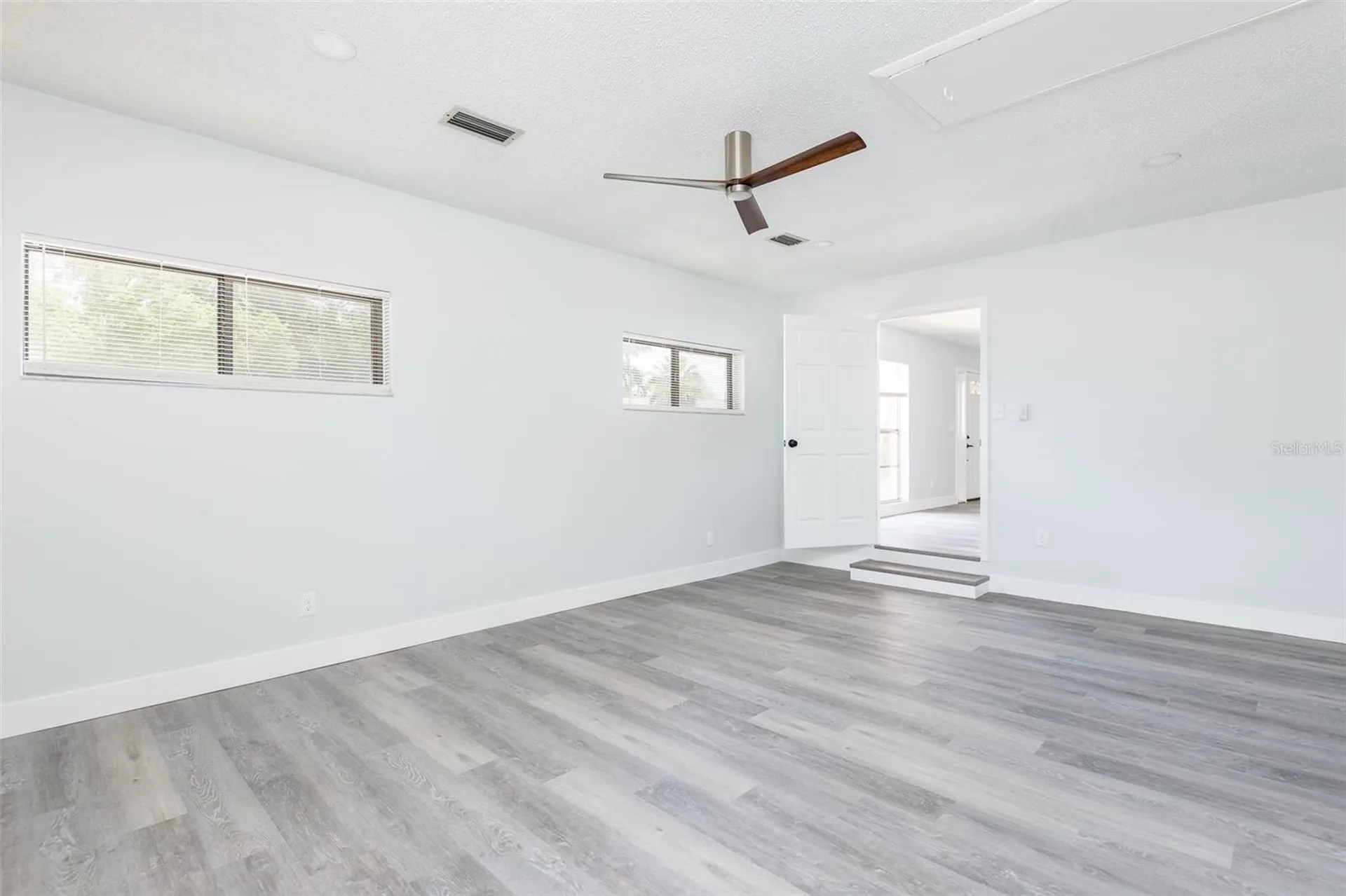 902 Shangri La Drive Seffner FL 33584