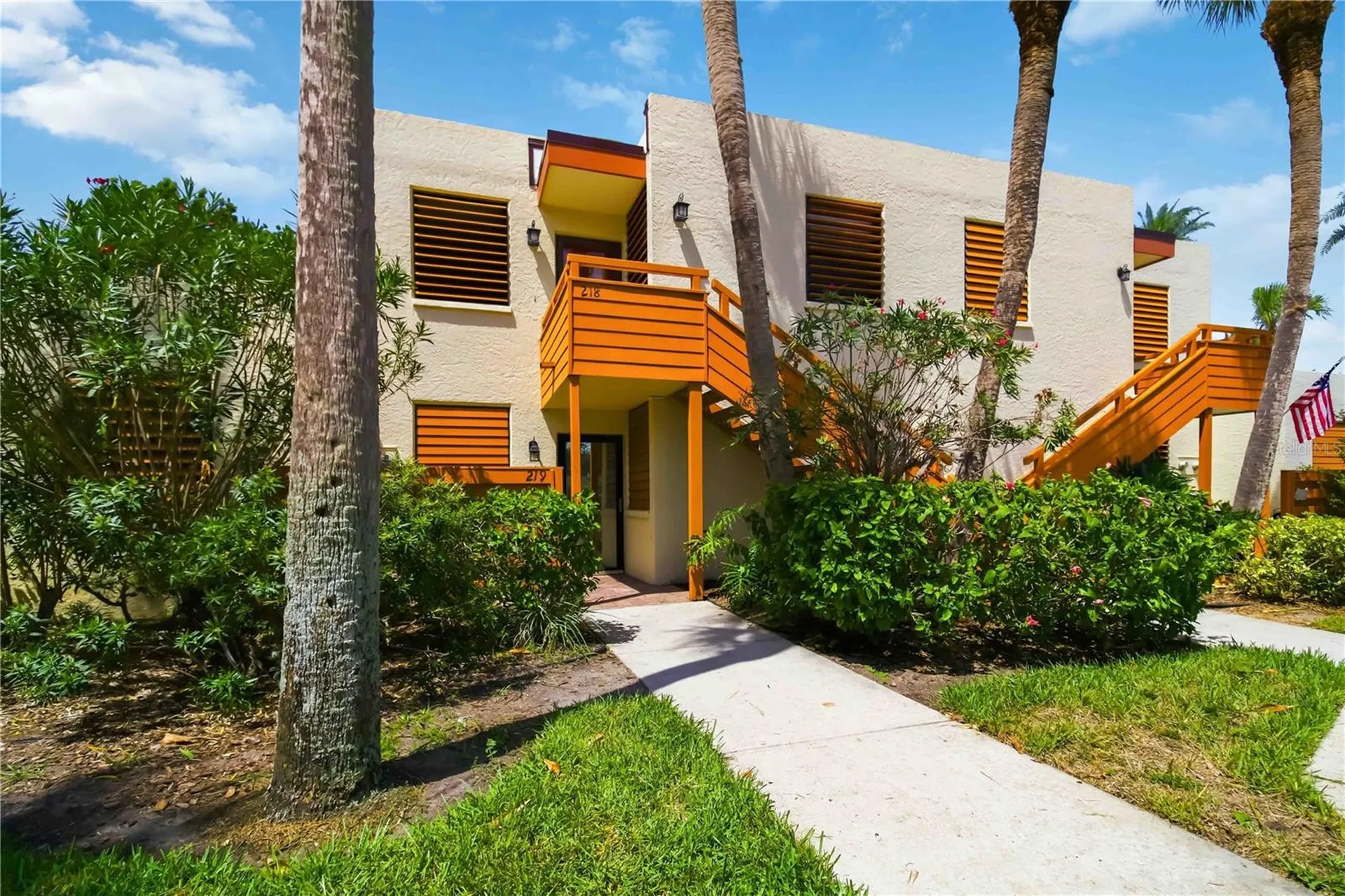 218 Pineneedle Drive Bradenton FL 34210