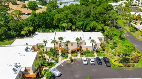 218 Pineneedle Drive Bradenton FL 34210