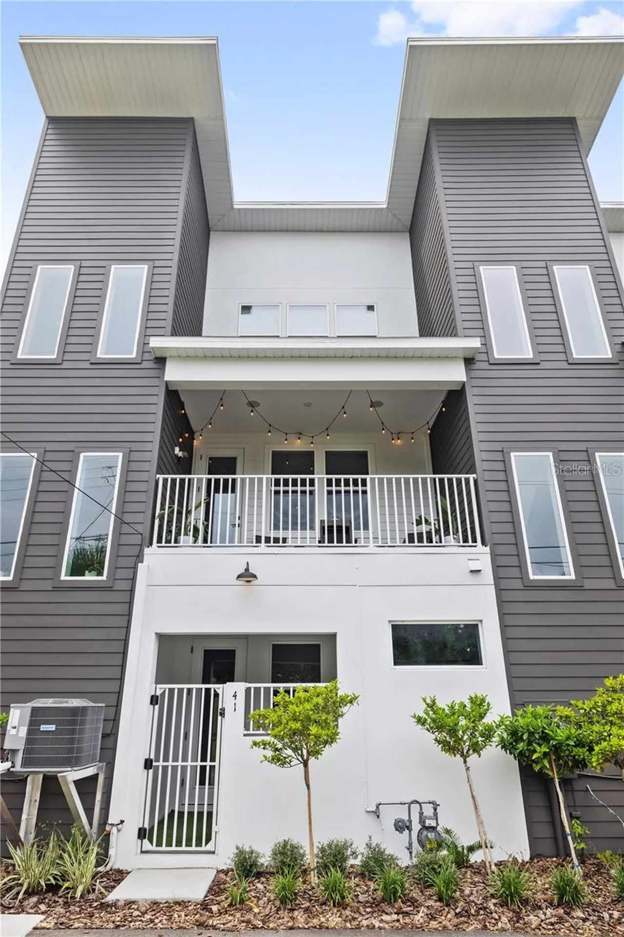 41 29th Street N St Petersburg FL 33713