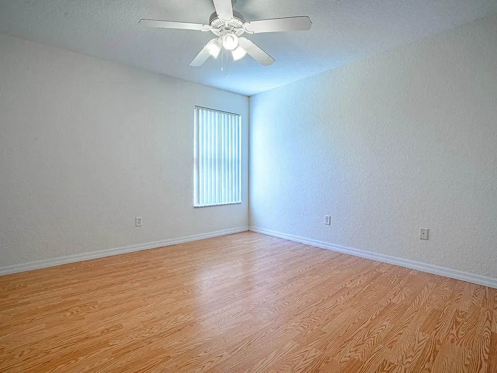 12319 NE 52nd Loop Oxford FL 34484