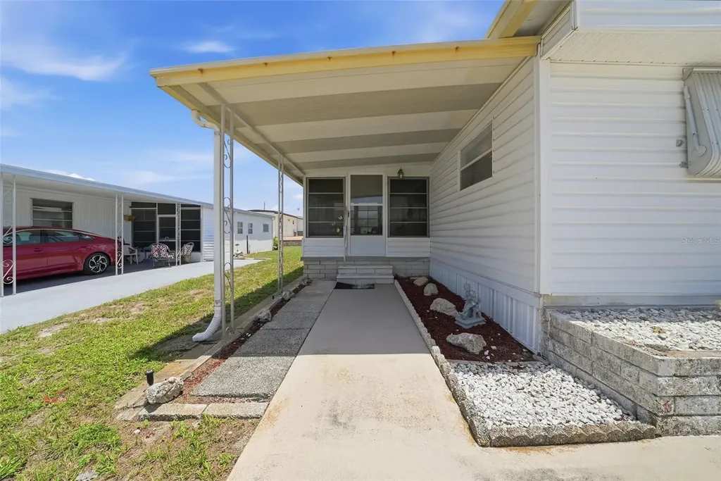 12116 Horseshoe Lane Hudson FL 34667