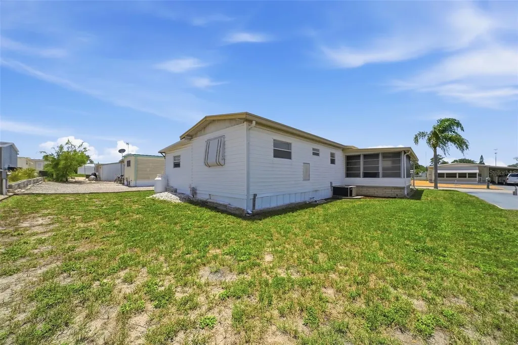 12116 Horseshoe Lane Hudson FL 34667