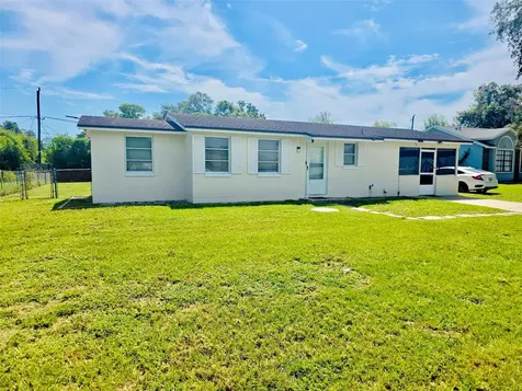 1701 Montecito Avenue Deltona FL 32738