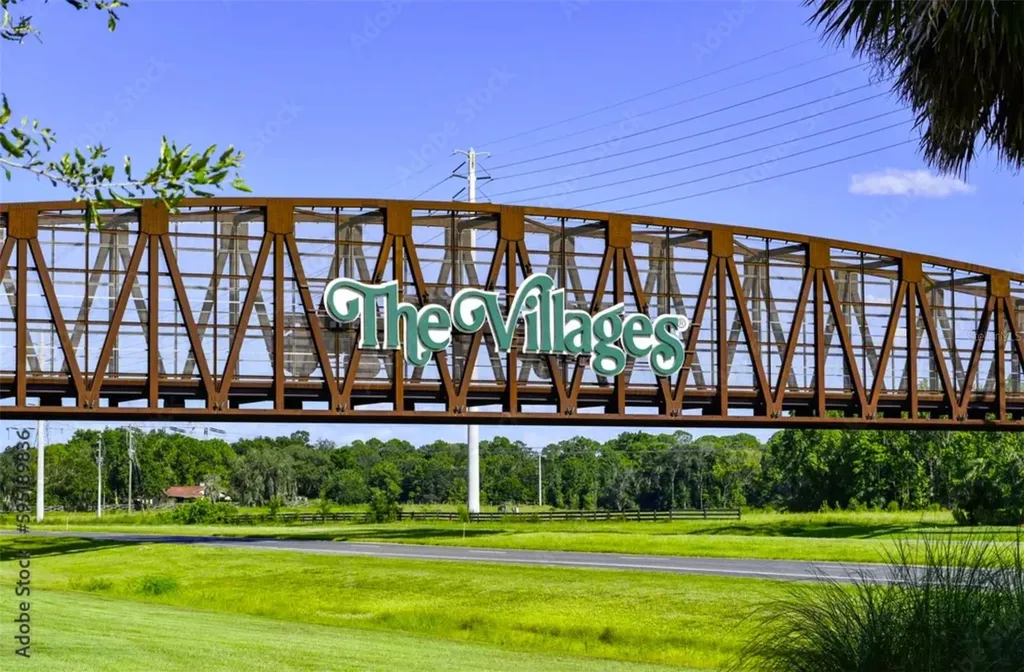 5211 Warm Springs Avenue Wildwood FL 34785