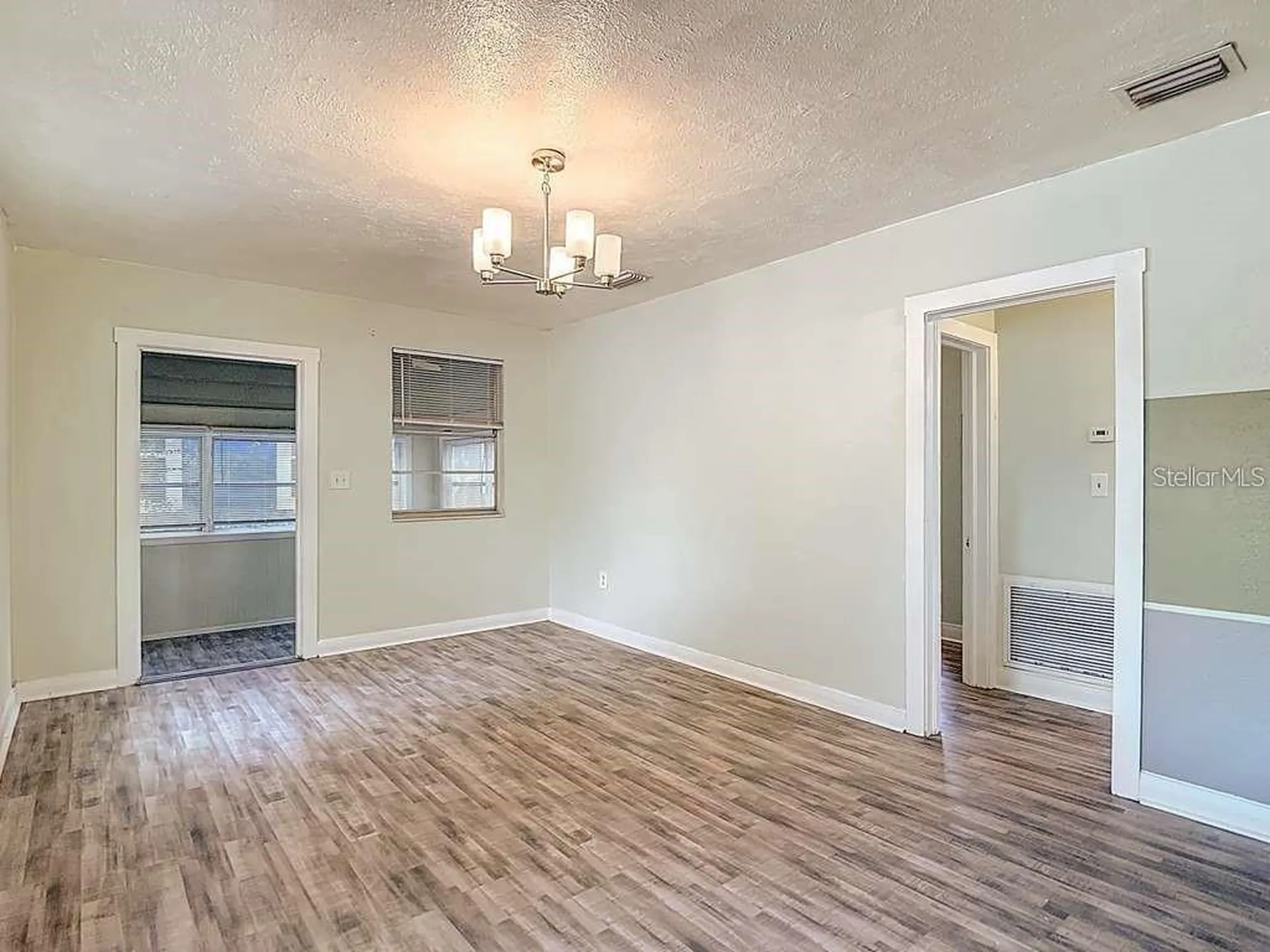 1008 E 24th Avenue Tampa FL 33605
