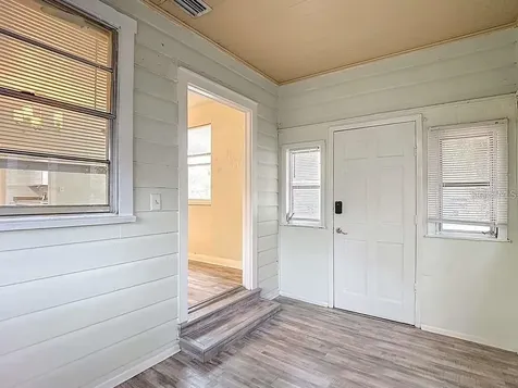 1008 E 24th Avenue Tampa FL 33605