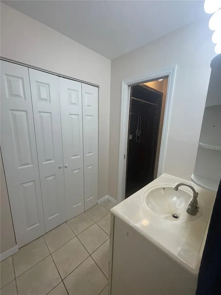 3810 NW 28th Terrace Gainesville FL 32605