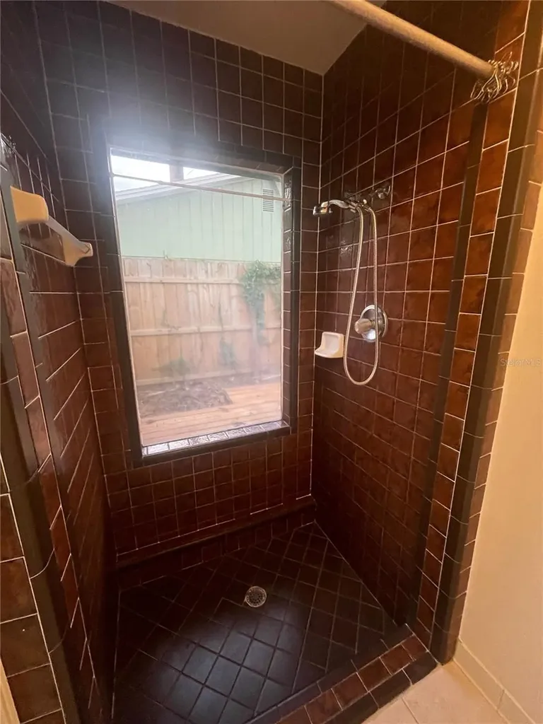 3810 NW 28th Terrace Gainesville FL 32605