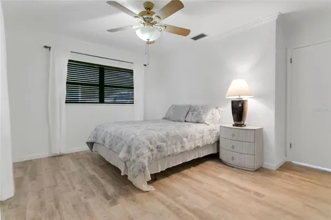 5301 Brereton Avenue Orlando FL 32839