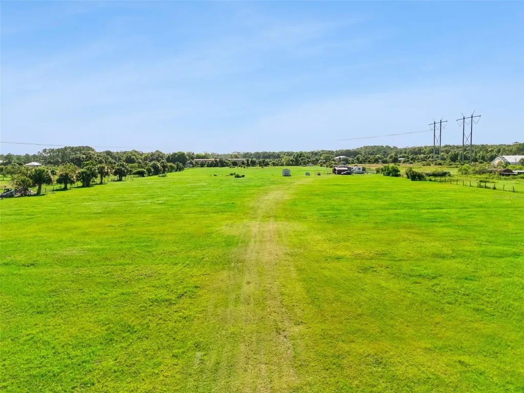 345 Trotting Trail Osteen FL 32764