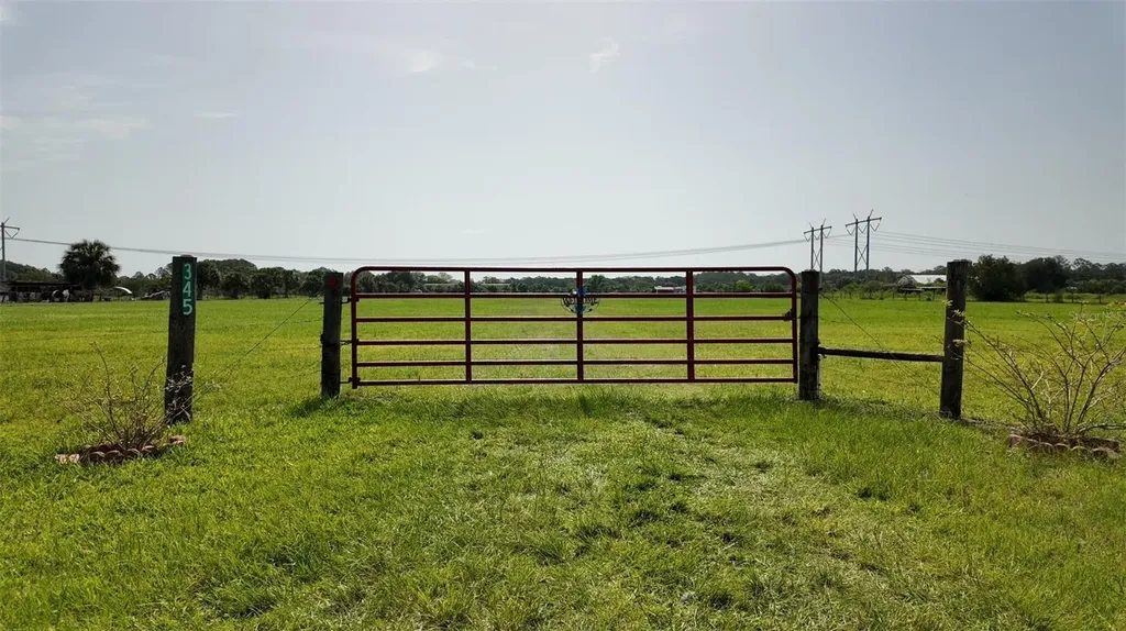 345 Trotting Trail Osteen FL 32764