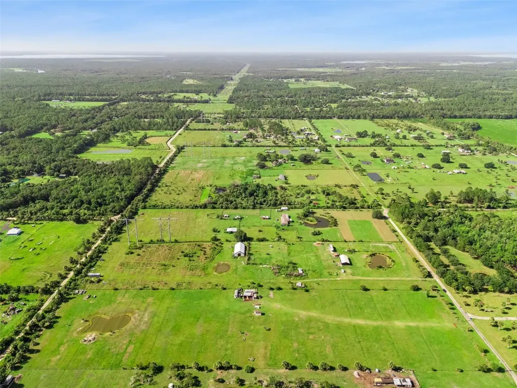 345 Trotting Trail Osteen FL 32764