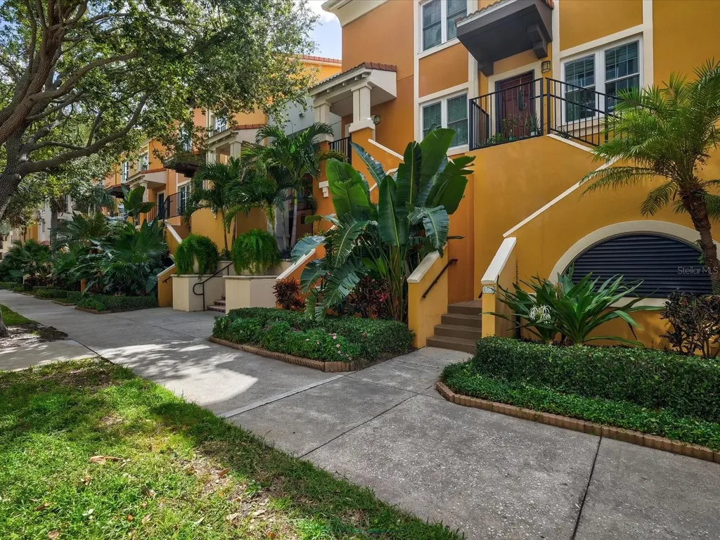 100 4th Avenue S St Petersburg FL 33701