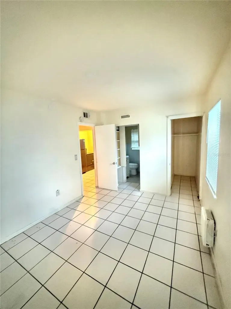 1931 7th Street S St Petersburg FL 33705