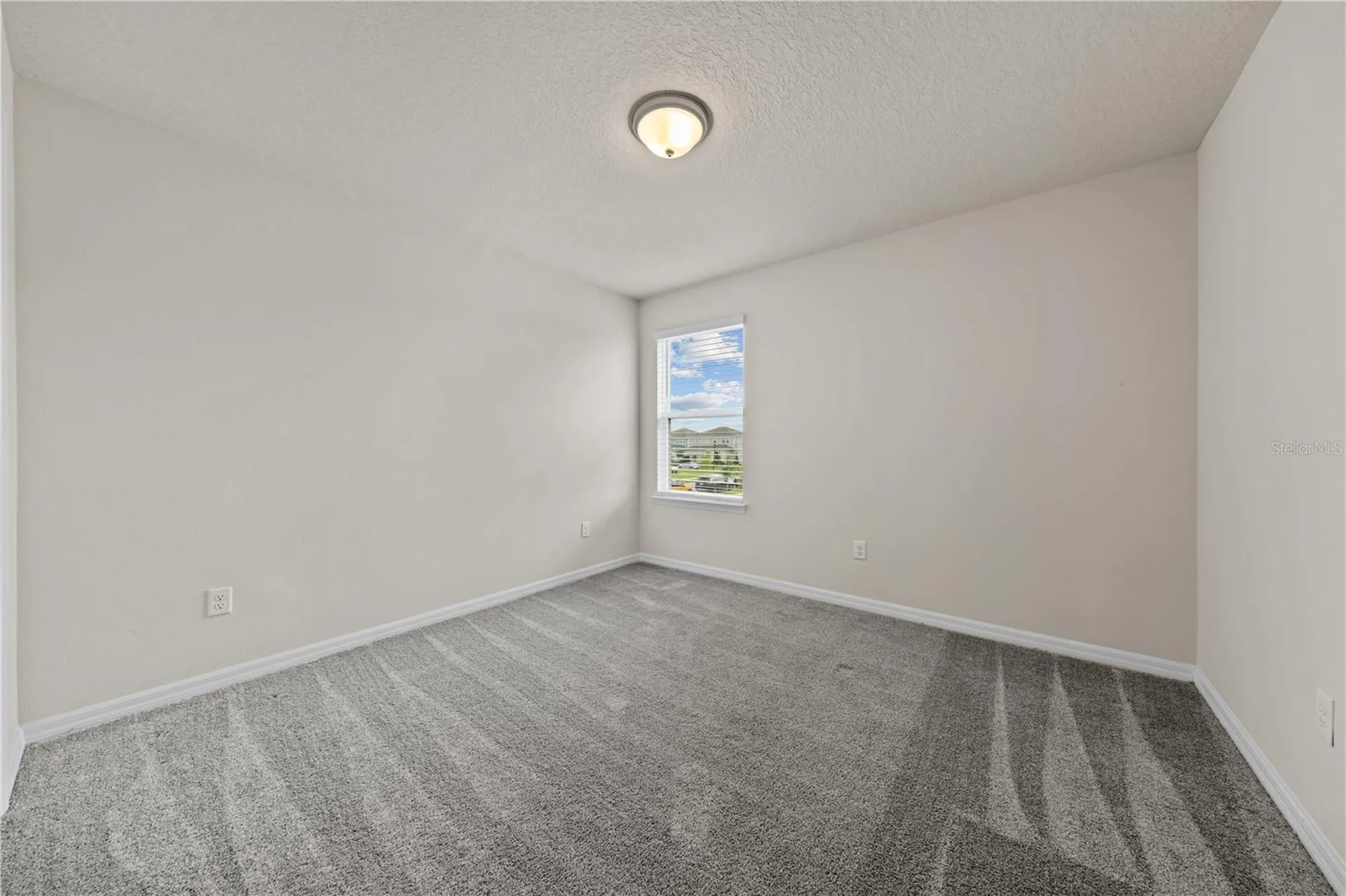 10922 Felicity Alley Orlando FL 32829