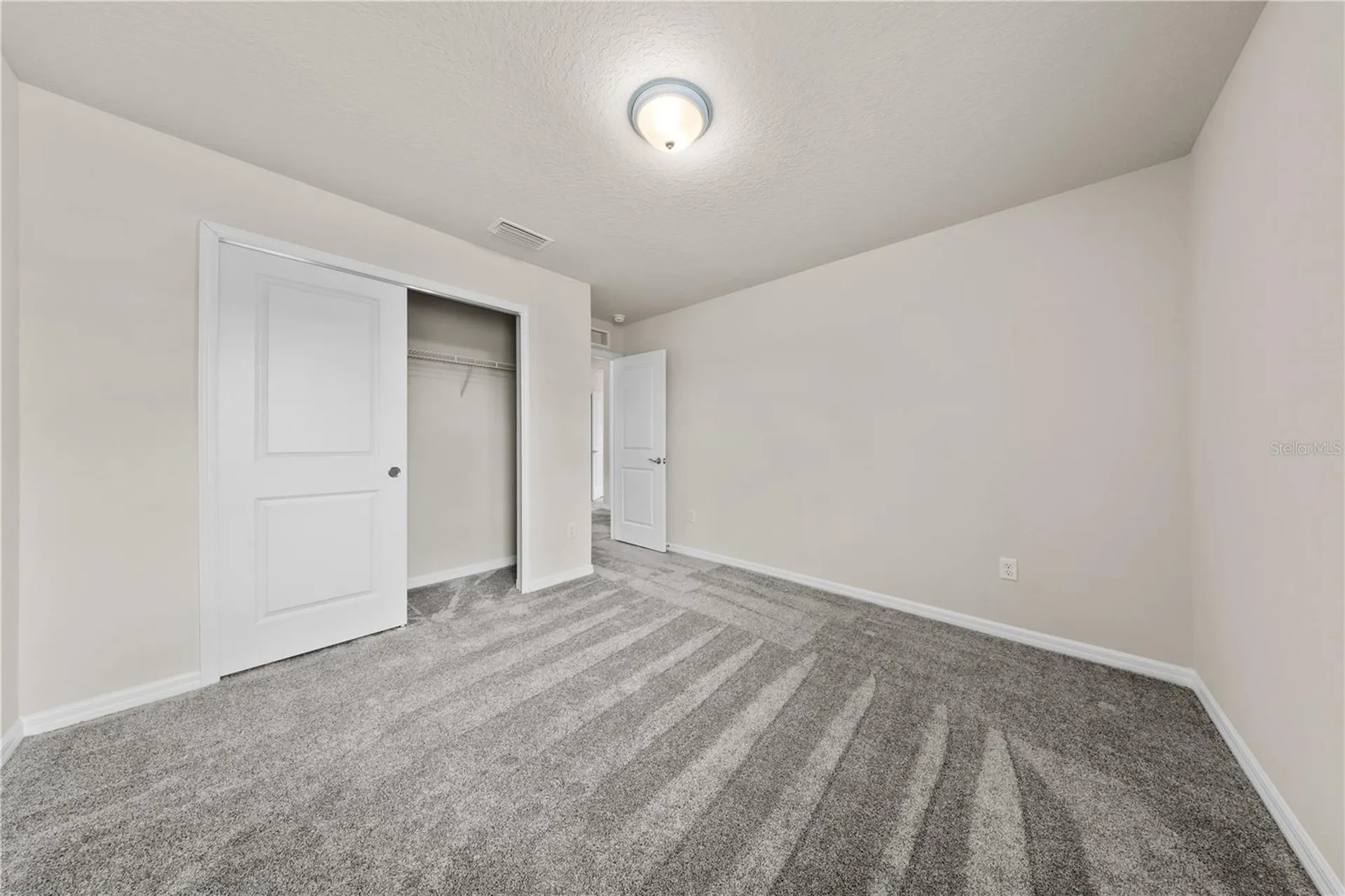10922 Felicity Alley Orlando FL 32829