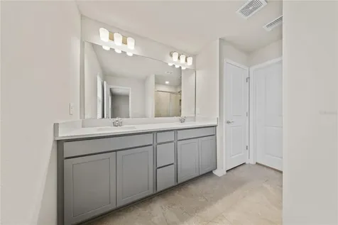 10922 Felicity Alley Orlando FL 32829