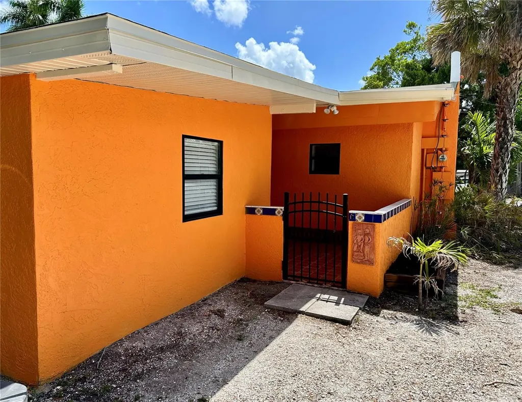 1315 24th St W Bradenton FL 34205