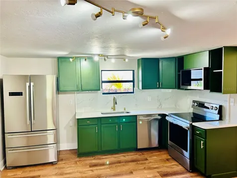 1315 24th St W Bradenton FL 34205