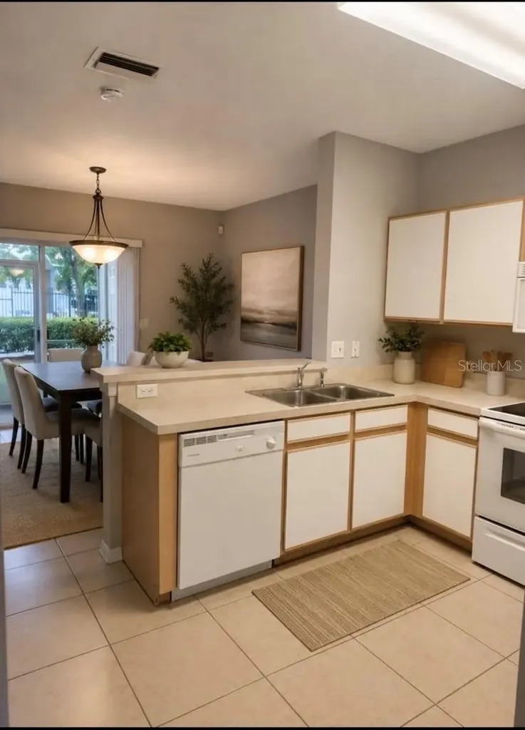 6512 Osprey Lake Circle Riverview FL 33578
